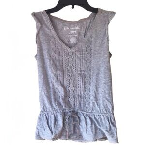 Aeropostale Grey Sleeveless V-Neck Top size XS